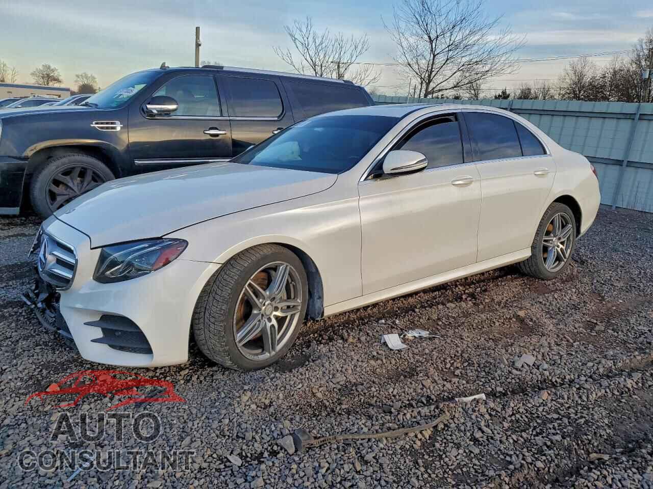 MERCEDES-BENZ E-CLASS 2017 - WDDZF4KB5HA061965