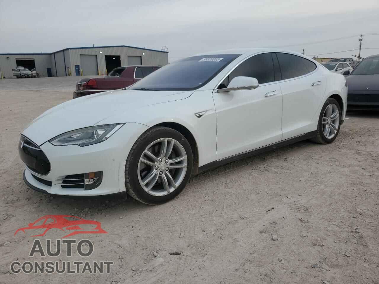 TESLA MODEL S 2013 - 5YJSA1BC2DFP10222
