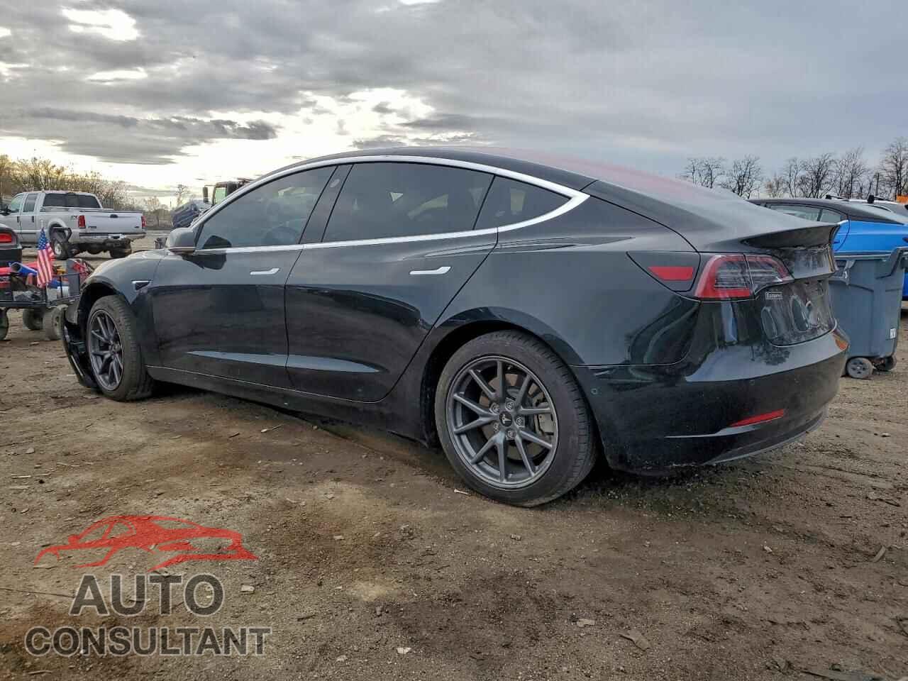 TESLA MODEL 3 2018 - 5YJ3E1EA4JF014024