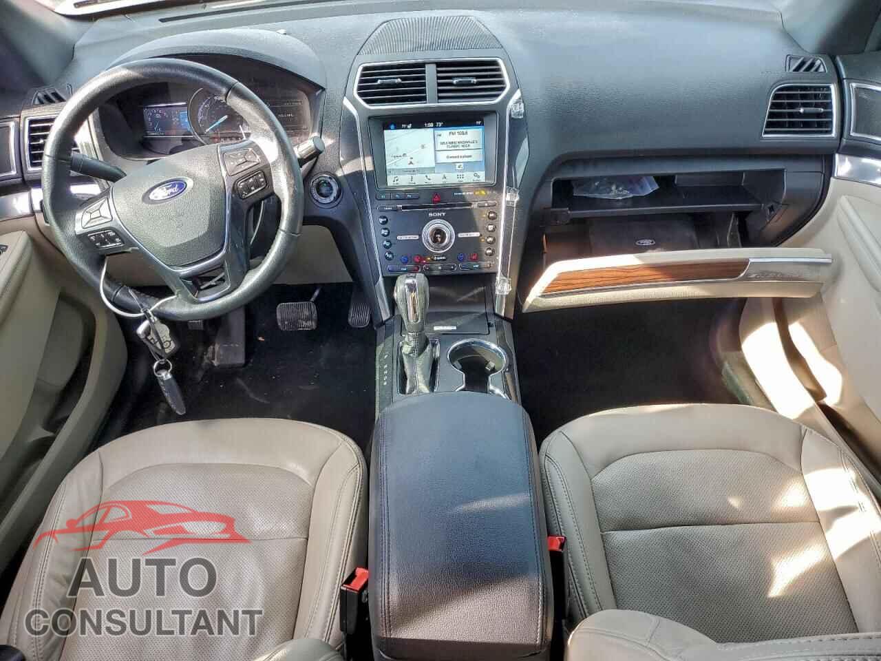 FORD EXPLORER 2018 - 1FM5K7F82JGB04628