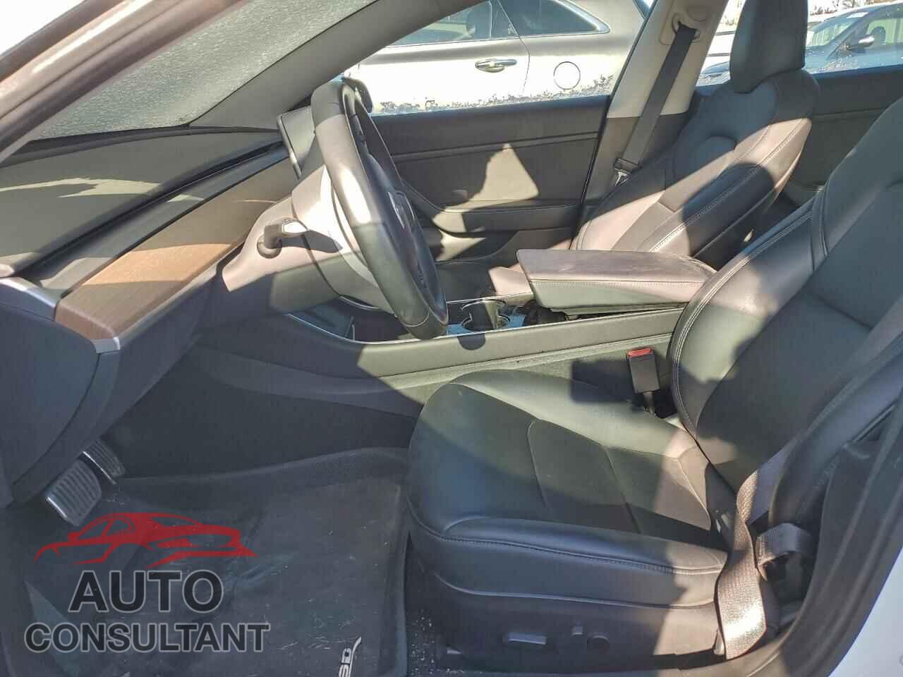 TESLA MODEL 3 2018 - 5YJ3E1EA3JF098675