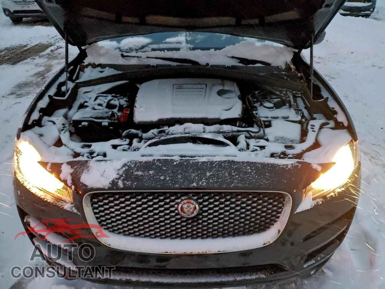 JAGUAR F-PACE 2018 - SADCJ2GX7JA203945