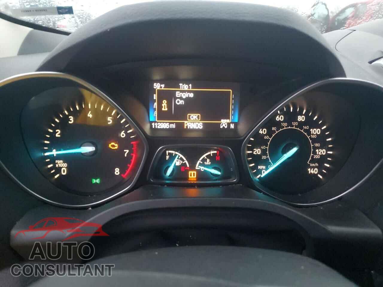 FORD ESCAPE 2017 - 1FMCU0J92HUD38613