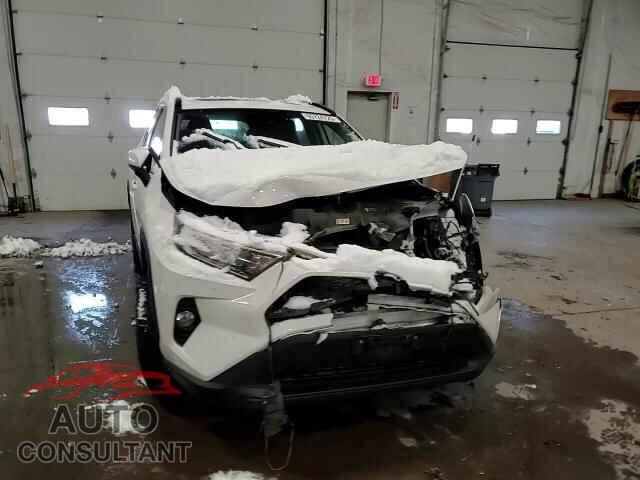 TOYOTA RAV4 2019 - JTMP1RFVXKD023512