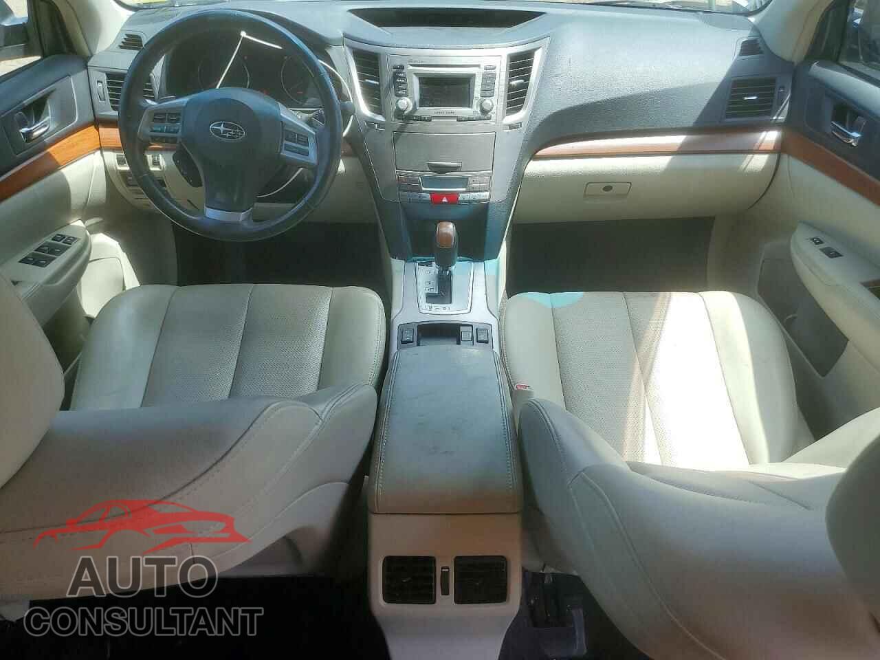 SUBARU OUTBACK 2014 - 4S4BRBLC4E3202048