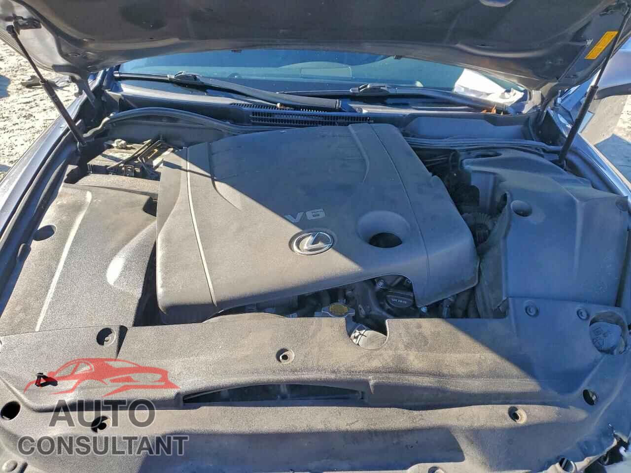 LEXUS IS 2012 - JTHCF5C25C5057290