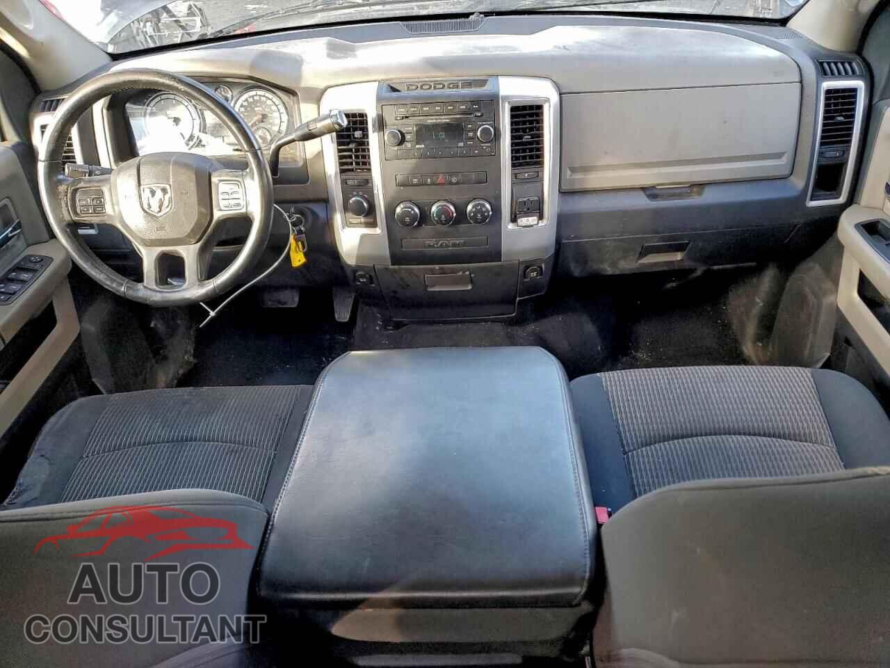 DODGE RAM 1500 2012 - 1C6RD7LT9CS241680