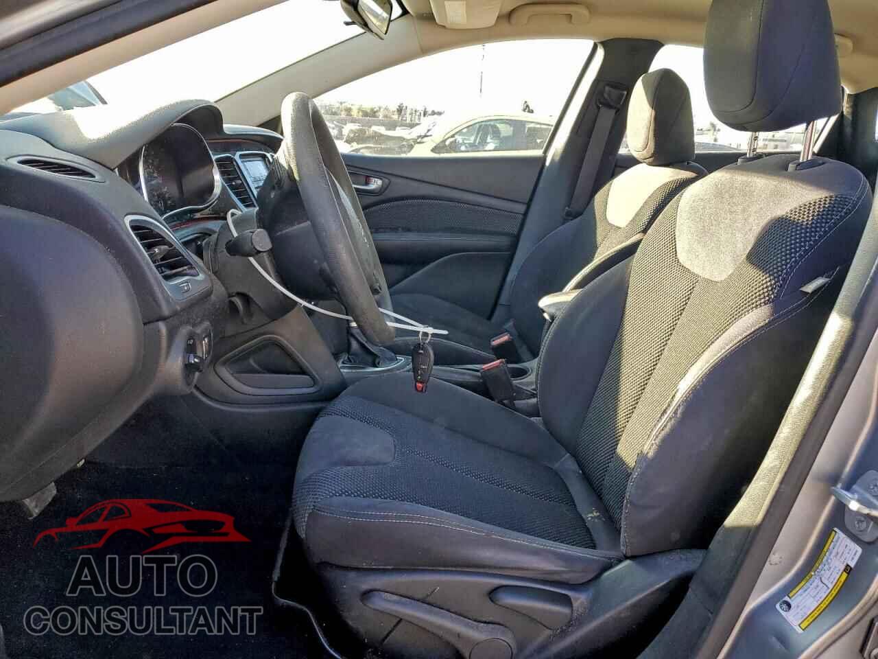 DODGE DART 2015 - 1C3CDFBB0FD275649