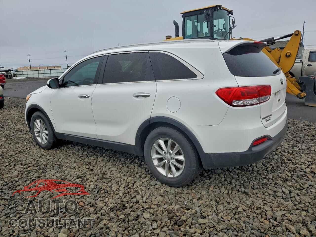 KIA SORENTO 2017 - 5XYPG4A57HG196696