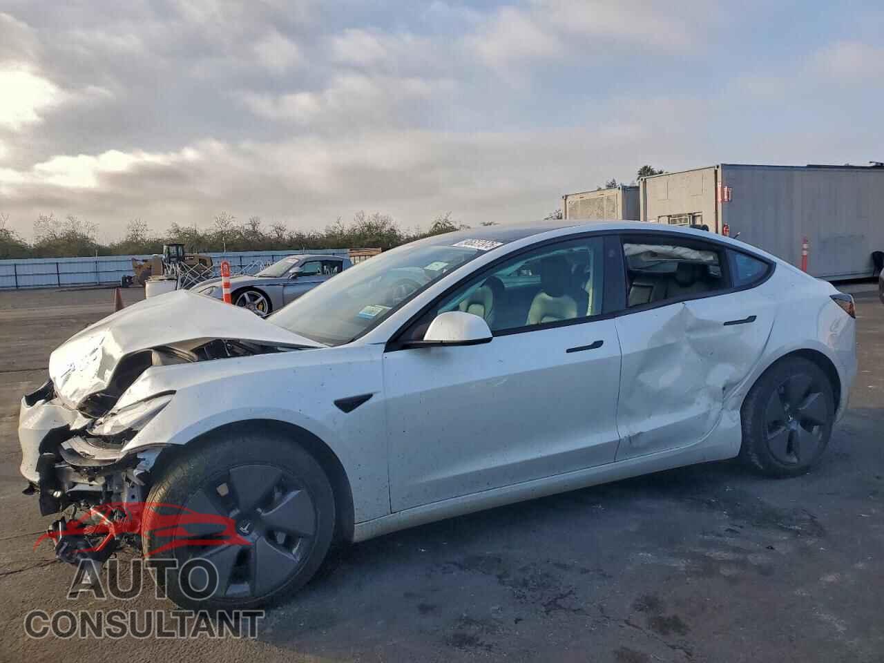TESLA MODEL 3 2021 - 5YJ3E1EA9MF940343