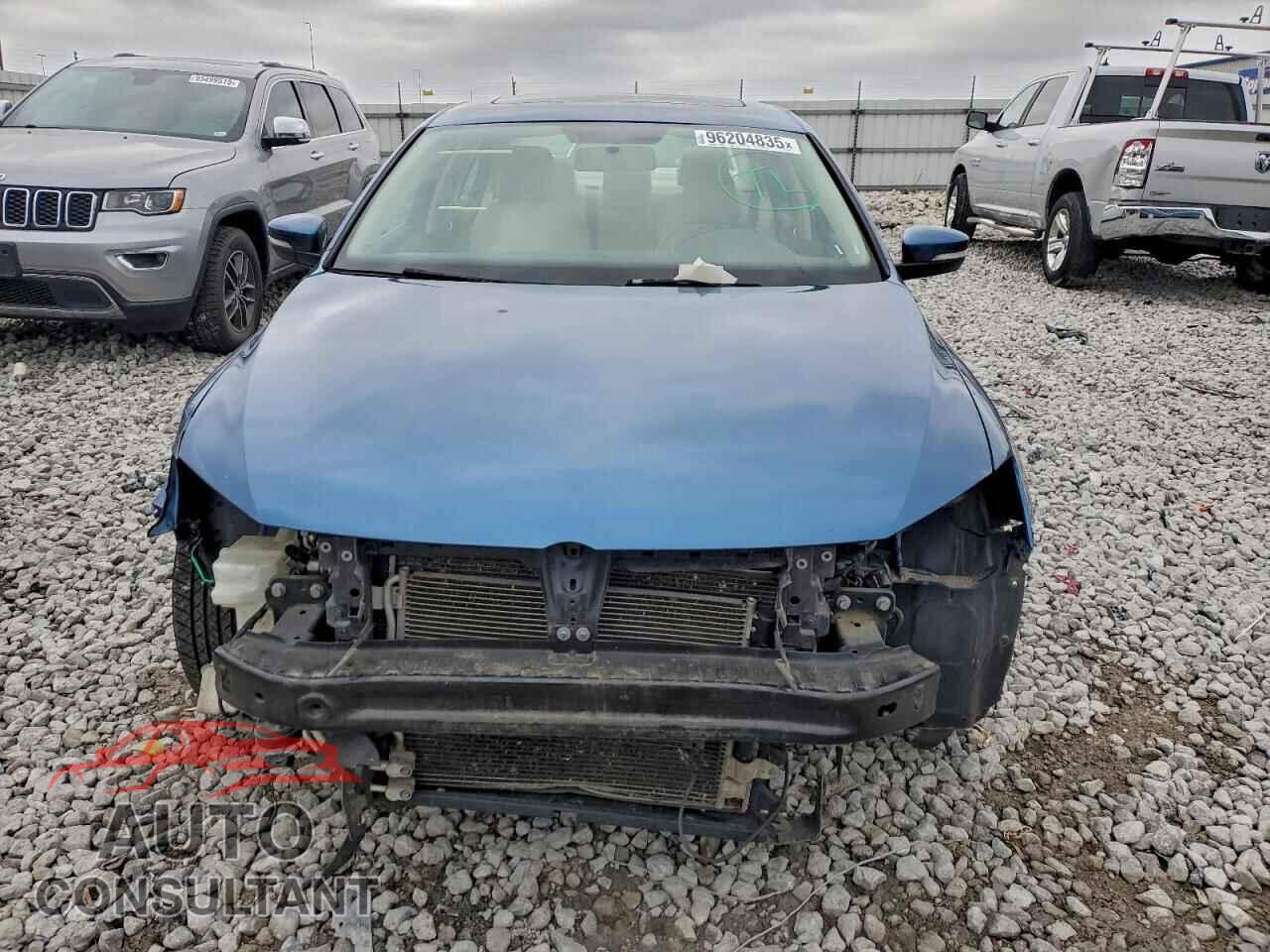 VOLKSWAGEN JETTA 2017 - 3VWDB7AJ1HM358001