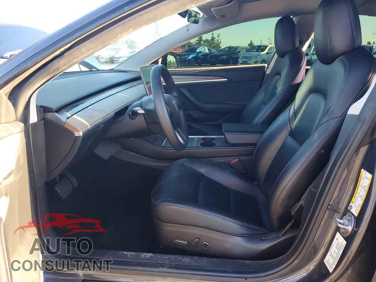 TESLA MODEL 3 2022 - 5YJ3E1EA6NF374837