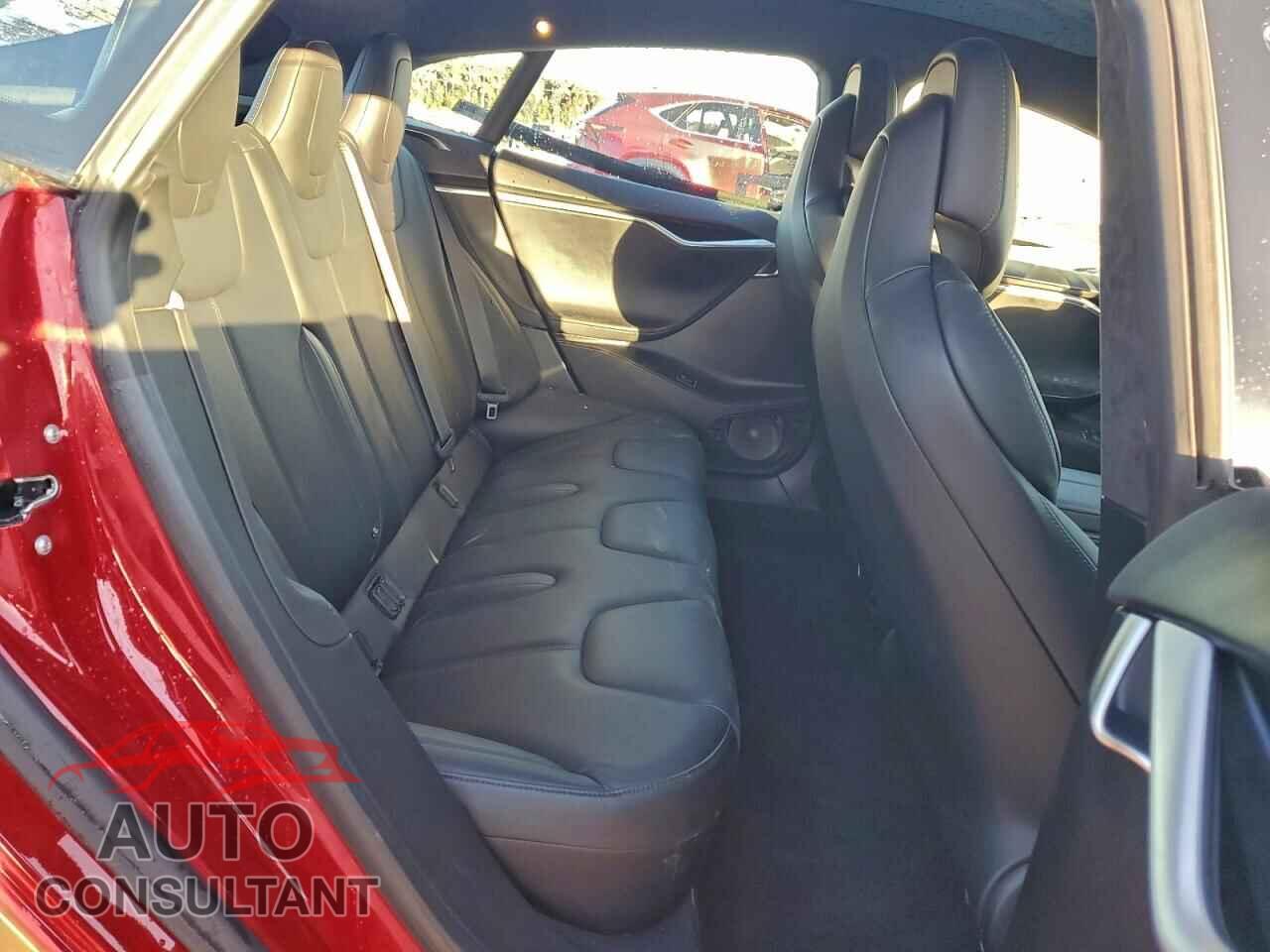 TESLA MODEL S 2017 - 5YJSA1E28HF206220