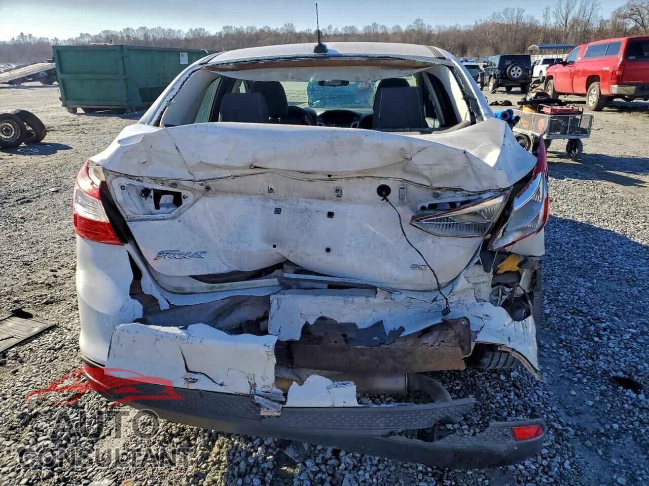 FORD FOCUS 2012 - 1FAHP3F27CL323592