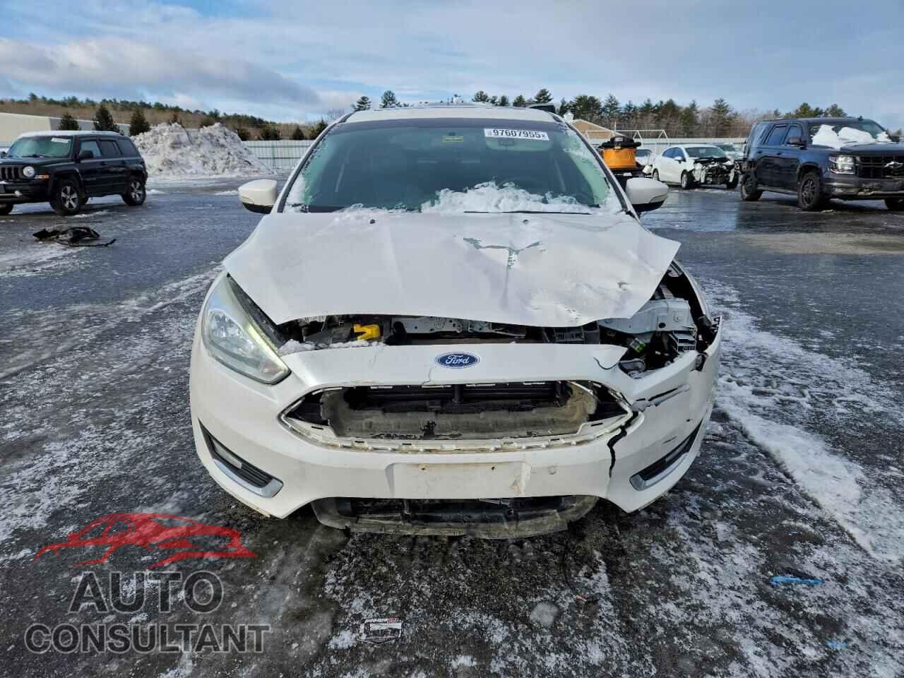 FORD FOCUS 2016 - 1FADP3J22GL247968