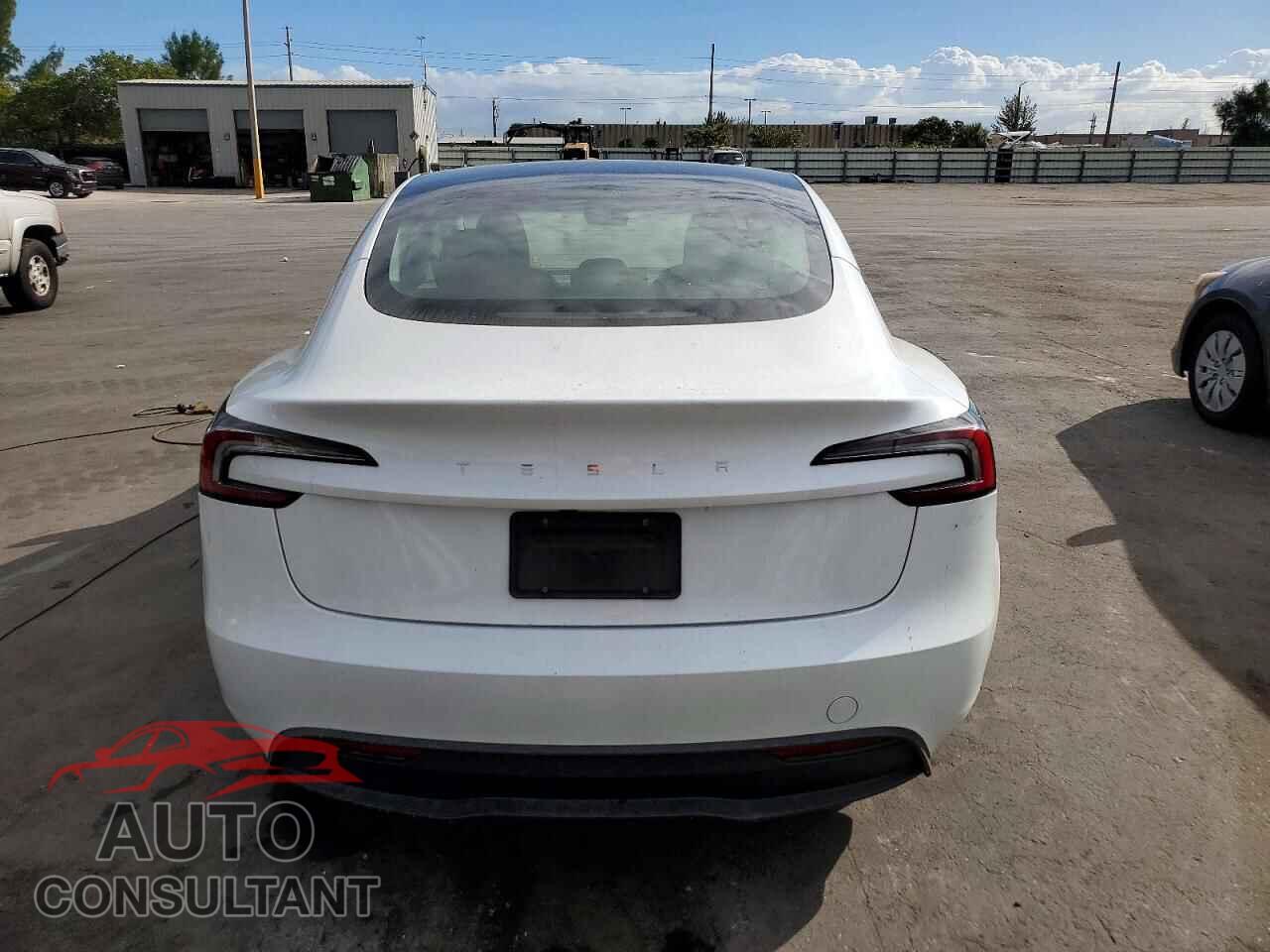 TESLA MODEL 3 2024 - 5YJ3E1EA0RF756481
