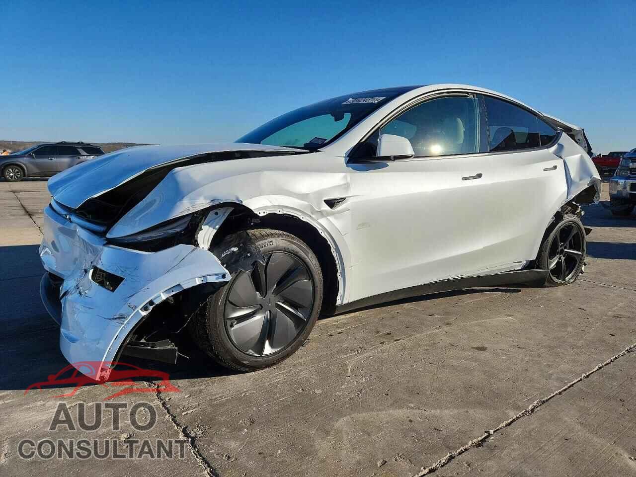 TESLA MODEL Y 2026 - 7SAYGDEDXTA451220
