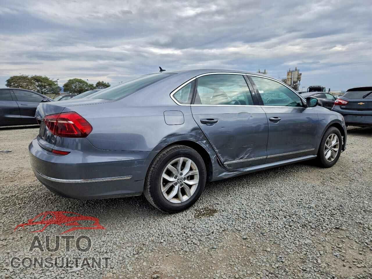 VOLKSWAGEN PASSAT 2017 - 1VWAT7A33HC009019