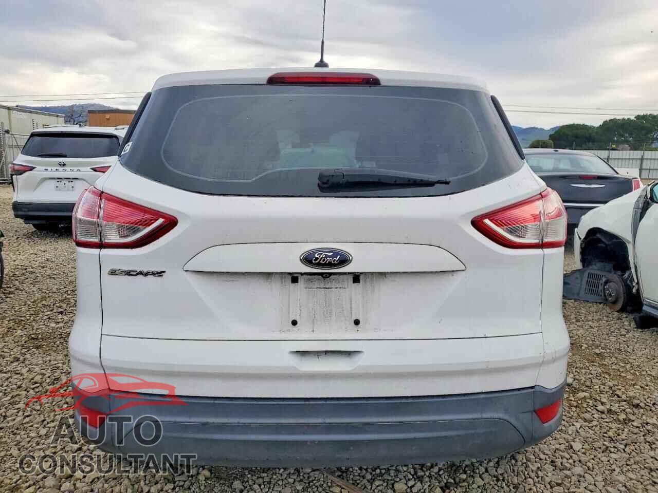 FORD ESCAPE 2015 - 1FMCU0F79FUB81490