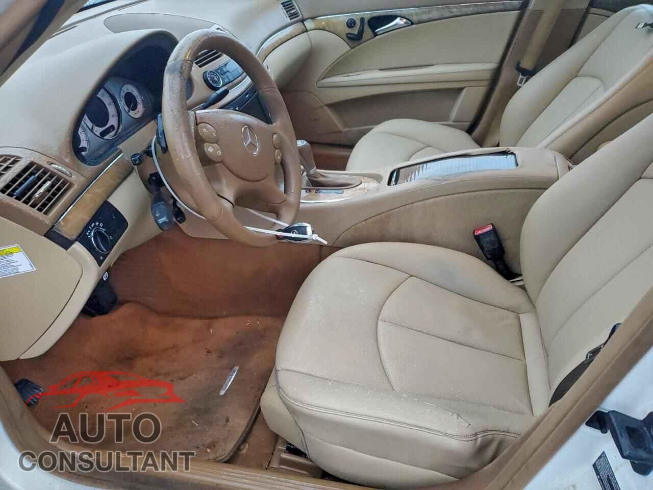 MERCEDES-BENZ E-CLASS 2009 - WDBUF56X29B396076