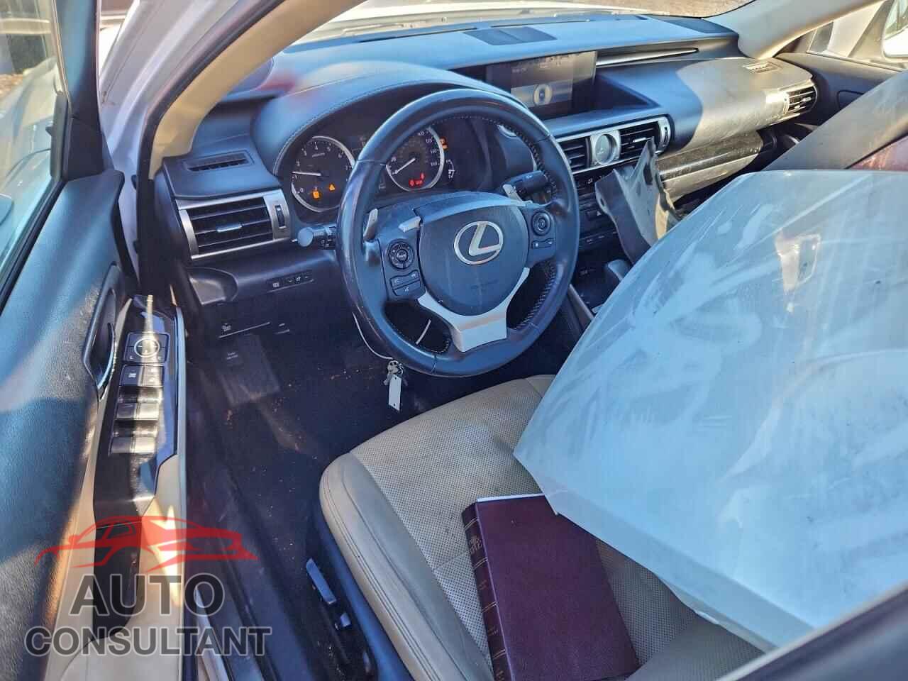 LEXUS IS 2015 - JTHCF1D27F5020334