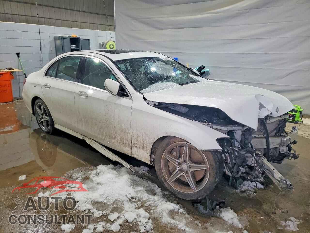 MERCEDES-BENZ E-CLASS 2017 - WDDZF4KB6HA020924