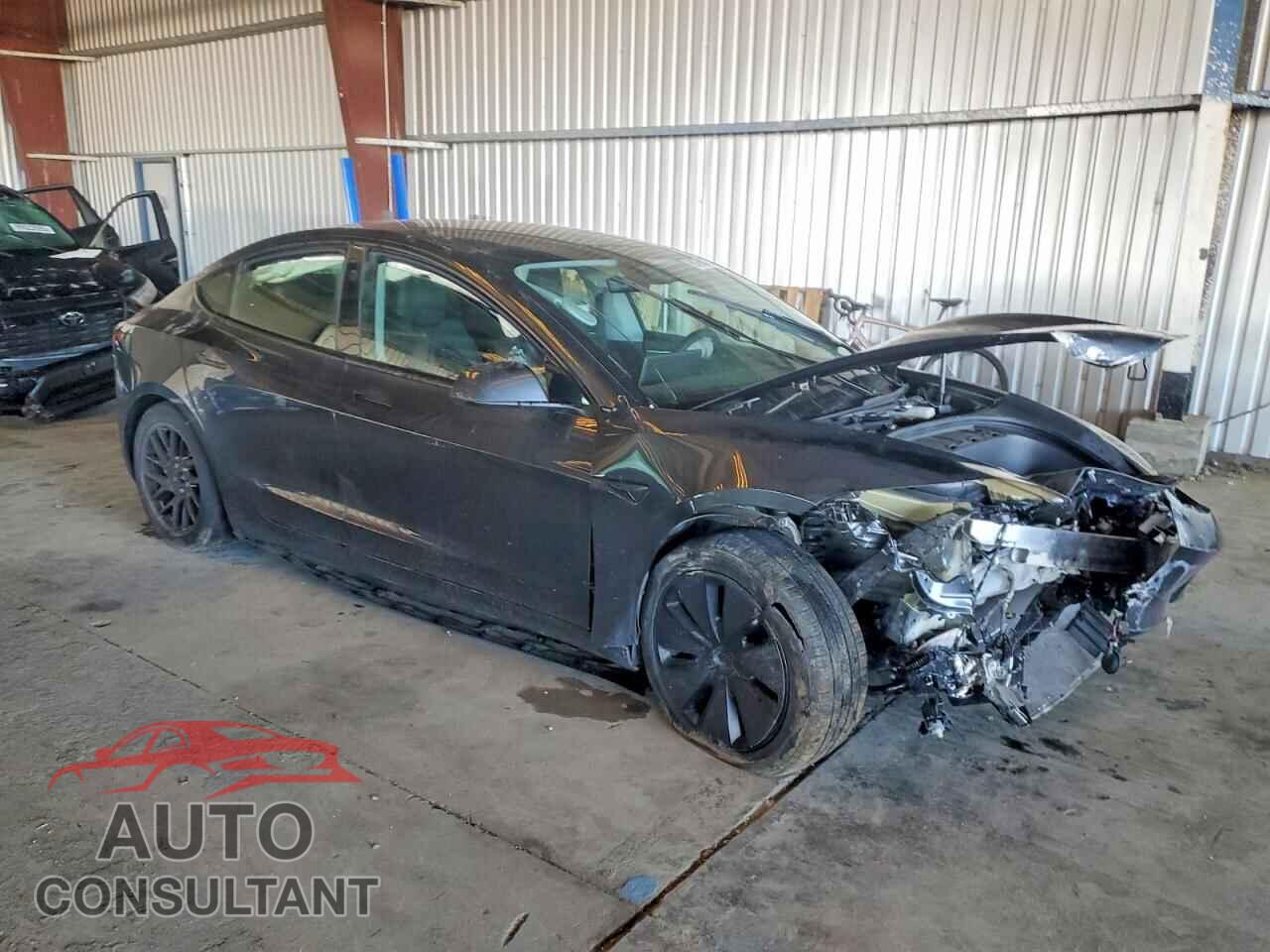 TESLA MODEL 3 2024 - 5YJ3E1EA5RF722603