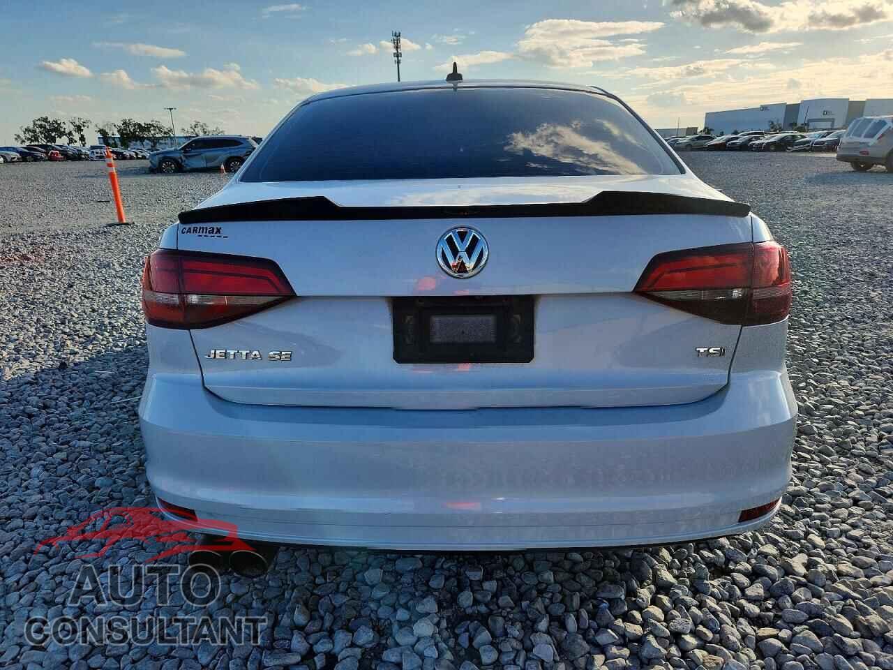 VOLKSWAGEN JETTA 2017 - 3VWDB7AJ9HM269664