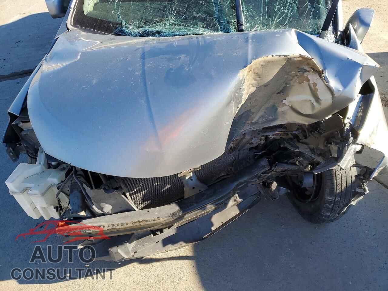 NISSAN VERSA 2011 - 3N1BC1AP5BL361444