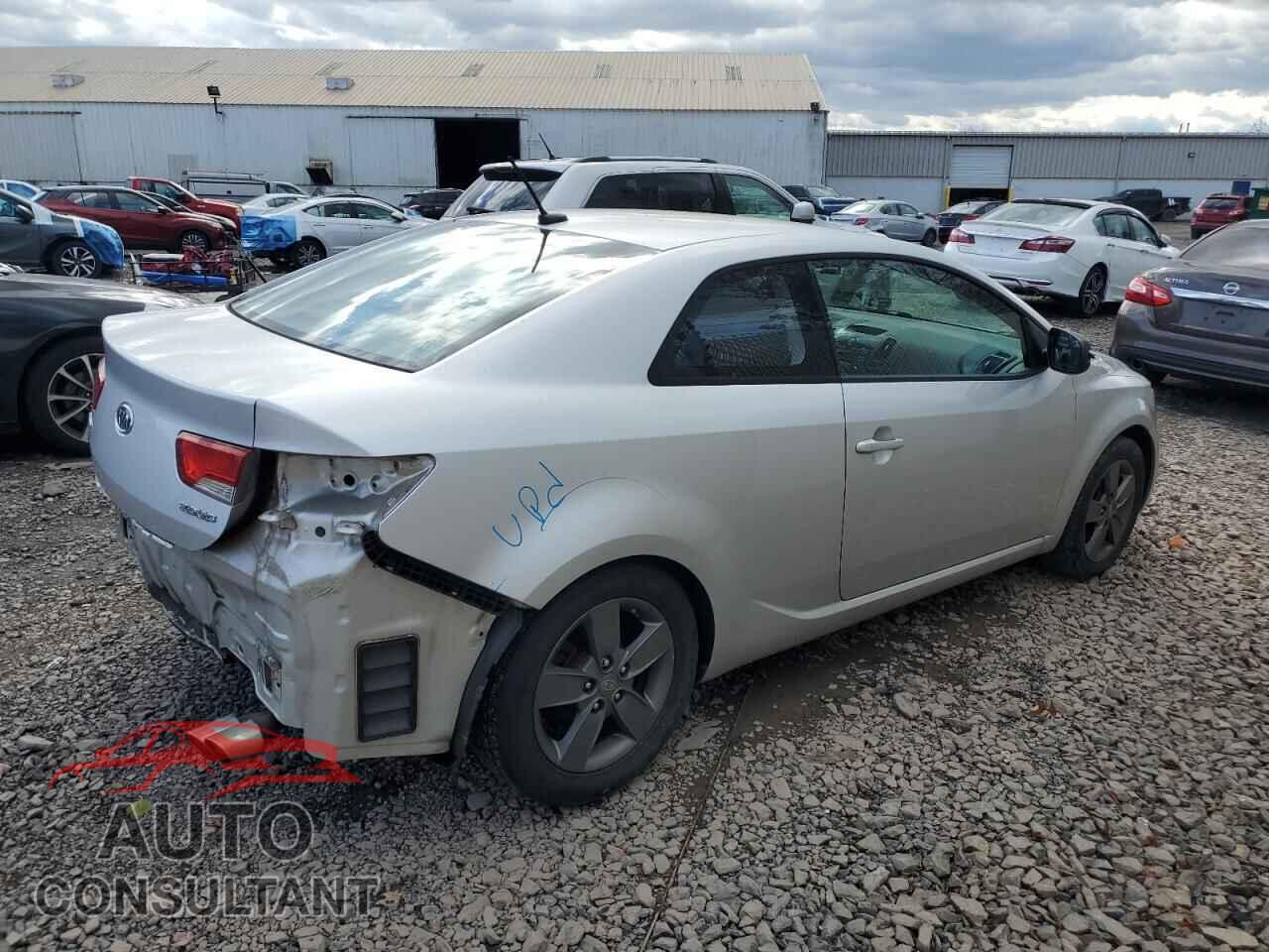 KIA FORTE 2010 - KNAFU6A29A5115523