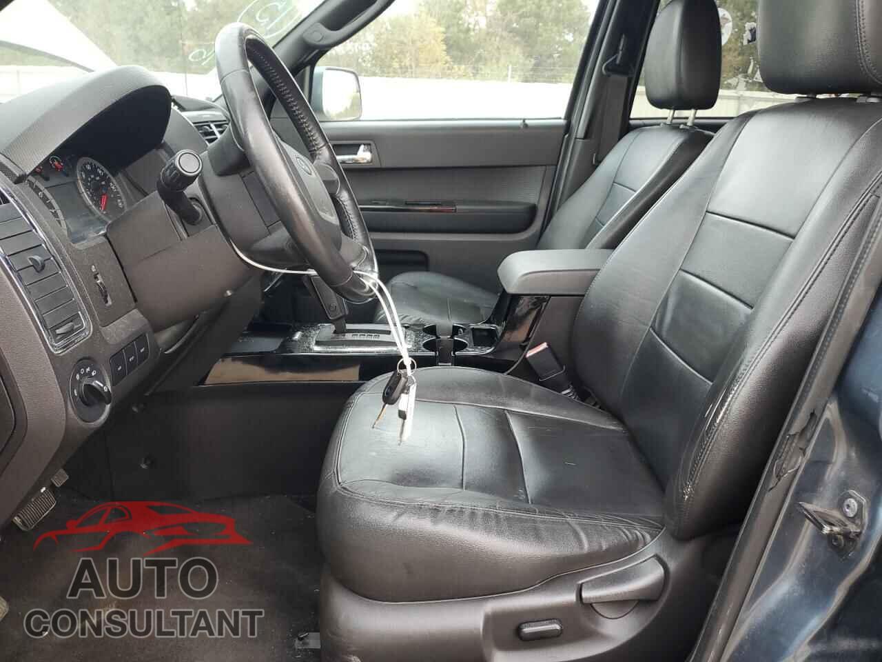 FORD ESCAPE 2010 - 1FMCU0EG8AKD25133
