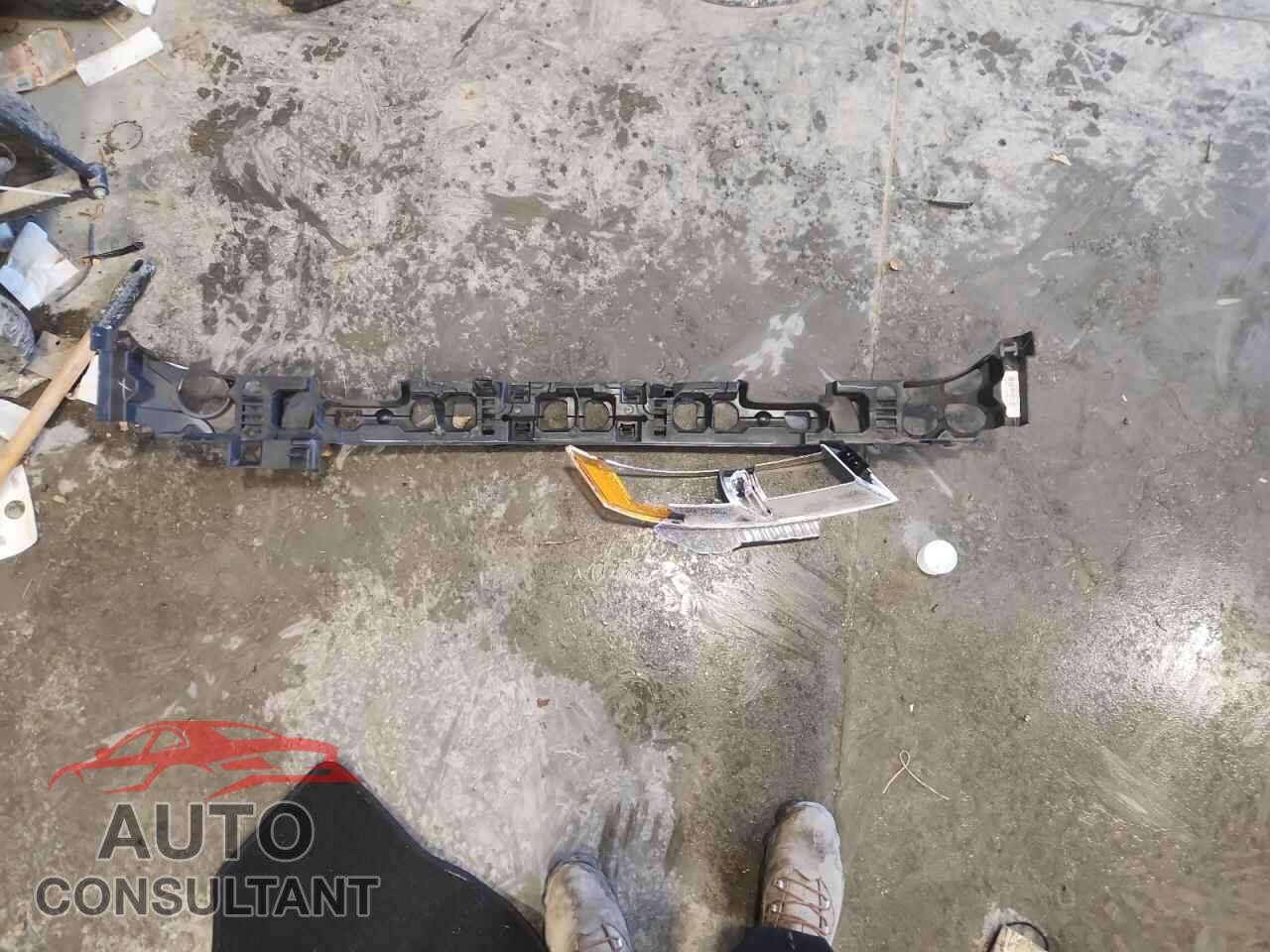 FORD EXPLORER 2018 - 1FM5K8F8XJGB98229