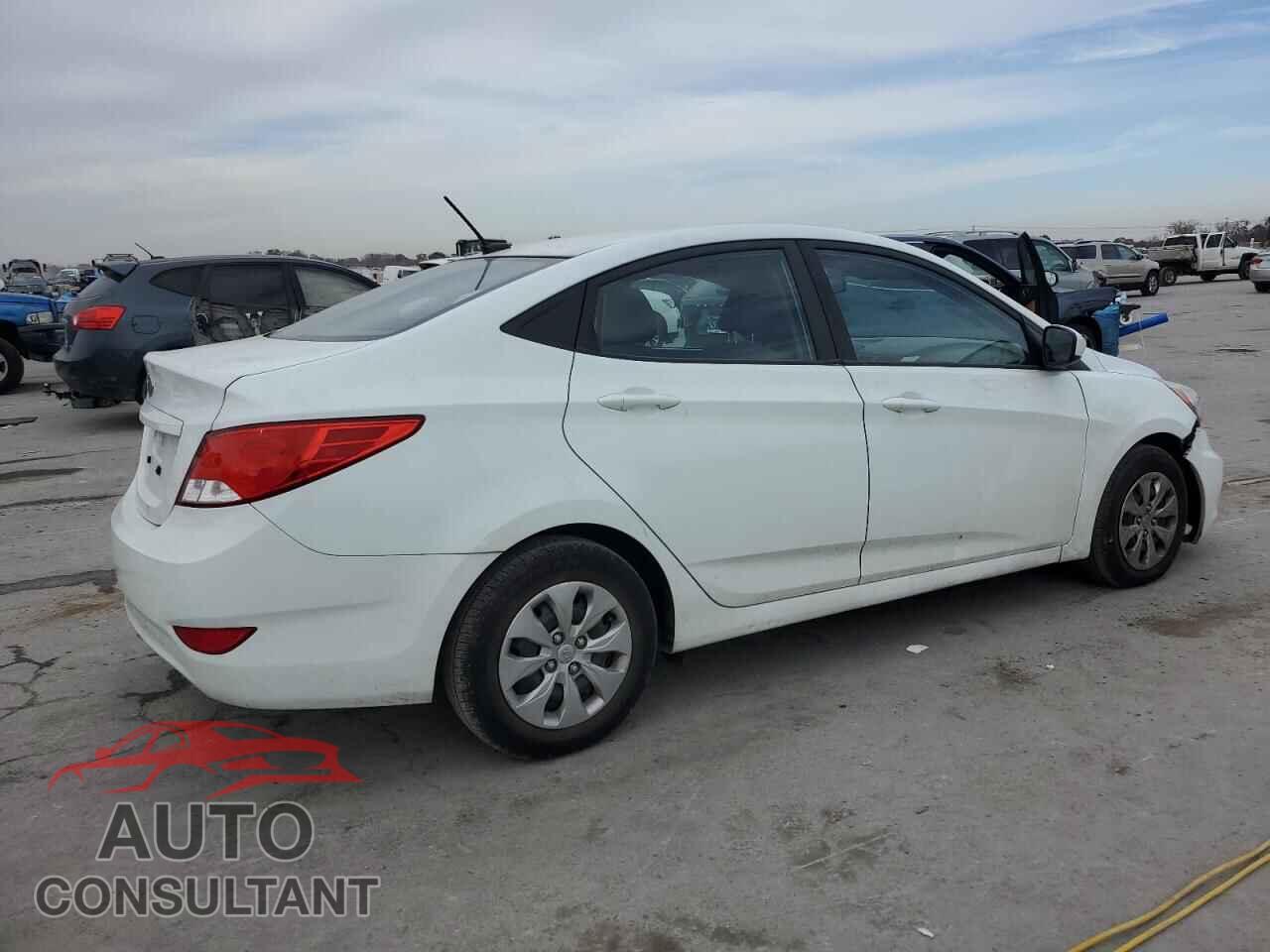 HYUNDAI ACCENT 2017 - KMHCT4AE5HU251201
