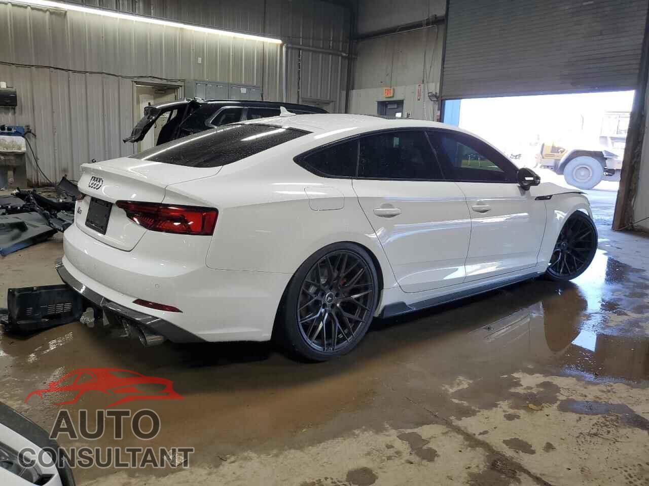 AUDI S5/RS5 2018 - WAUC4CF52JA027019