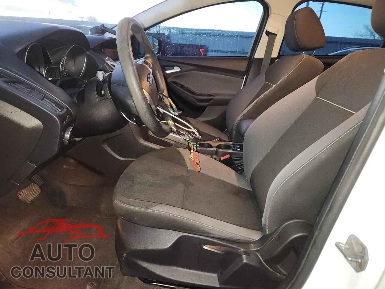 FORD FOCUS 2014 - 1FADP3K24EL130680