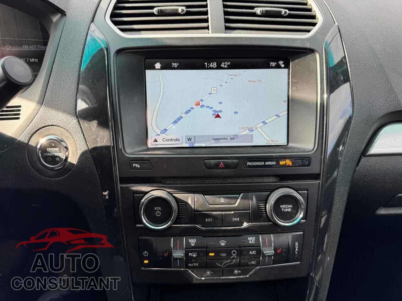 FORD EXPLORER 2017 - 1FM5K8D85HGA39762