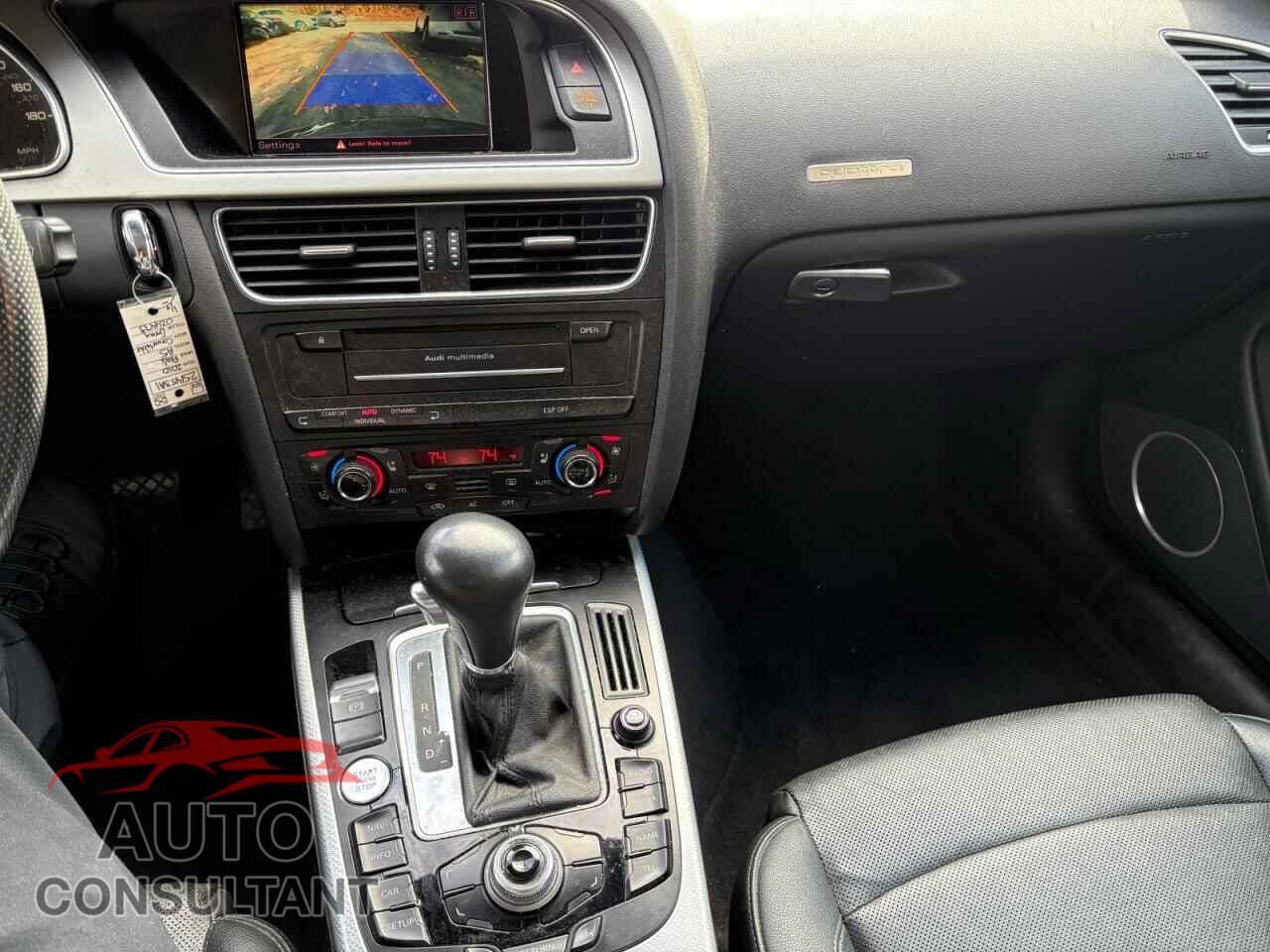 AUDI A5 2010 - WAUVFAFH6AN024473