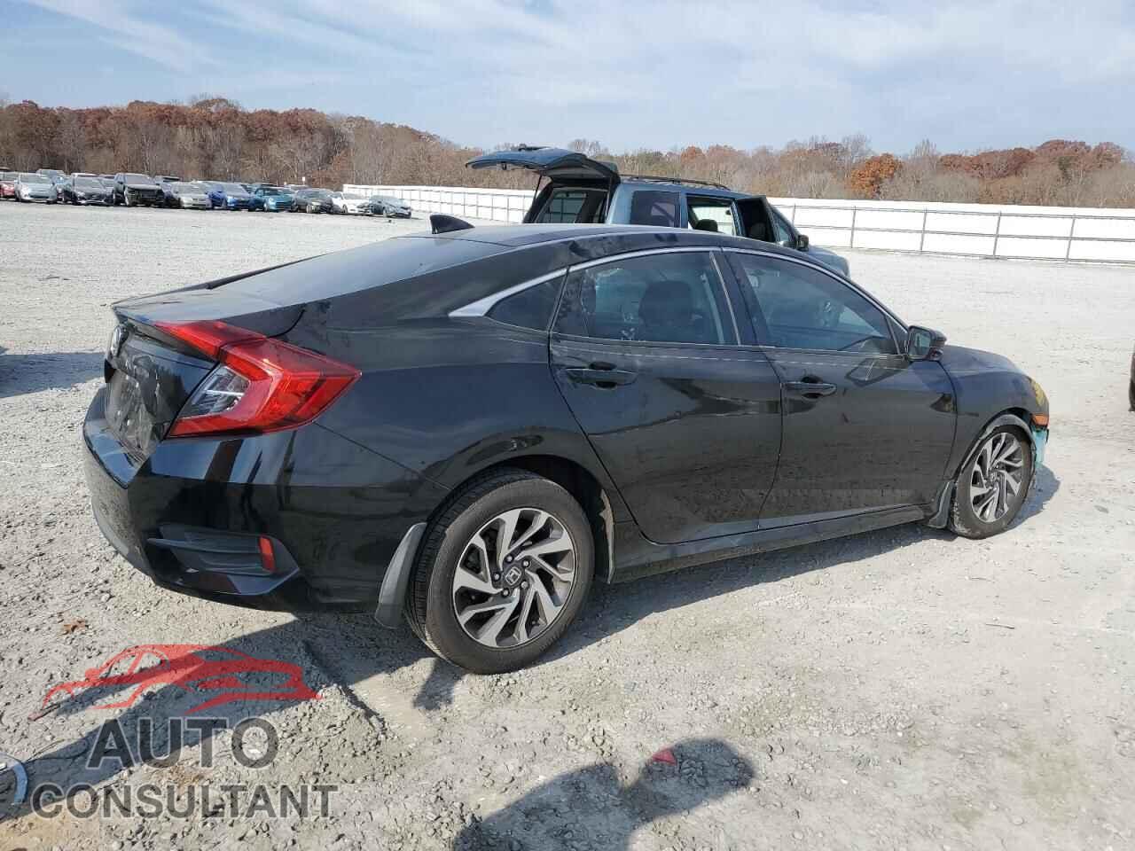 HONDA CIVIC 2017 - 2HGFC2F74HH548447