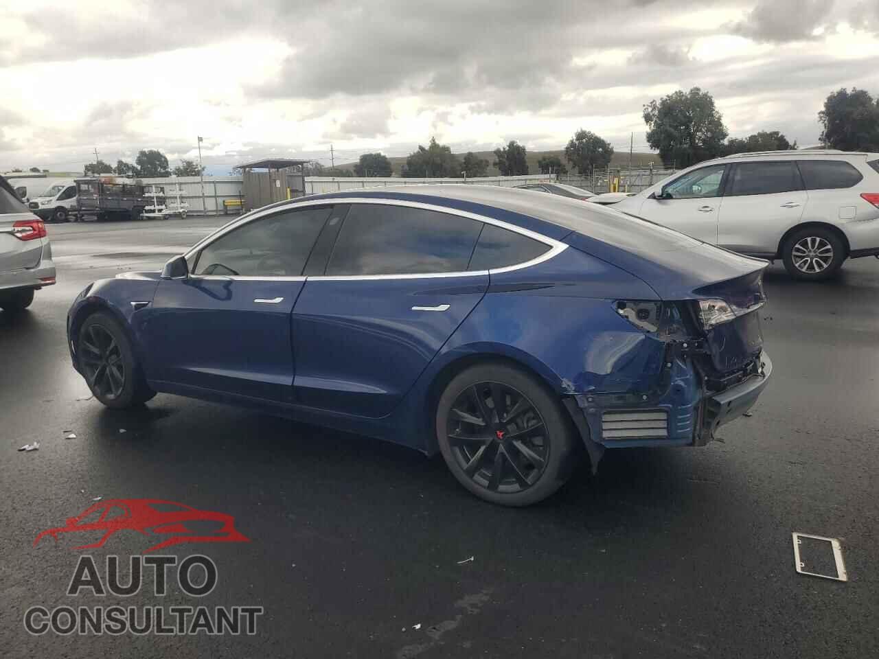 TESLA MODEL 3 2018 - 5YJ3E1EB6JF086156