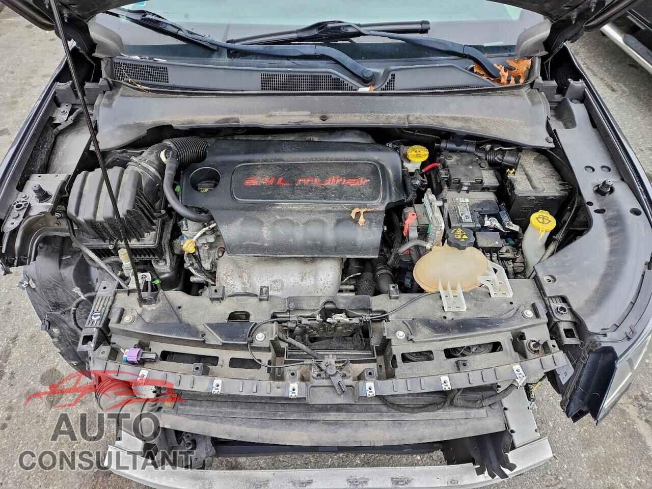 JEEP COMPASS 2018 - 3C4NJDBB8JT138687