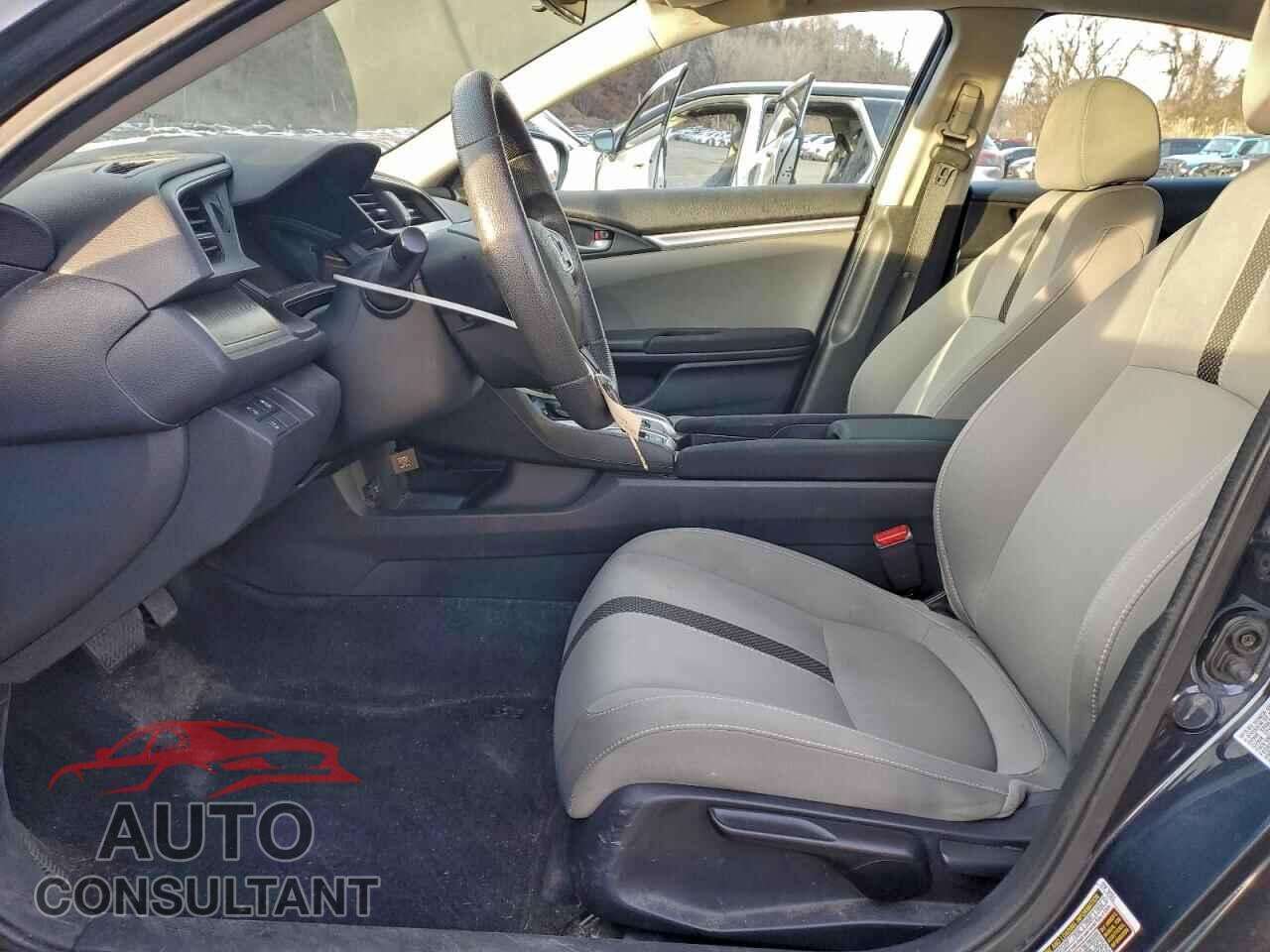 HONDA CIVIC 2019 - 2HGFC2F64KH586677