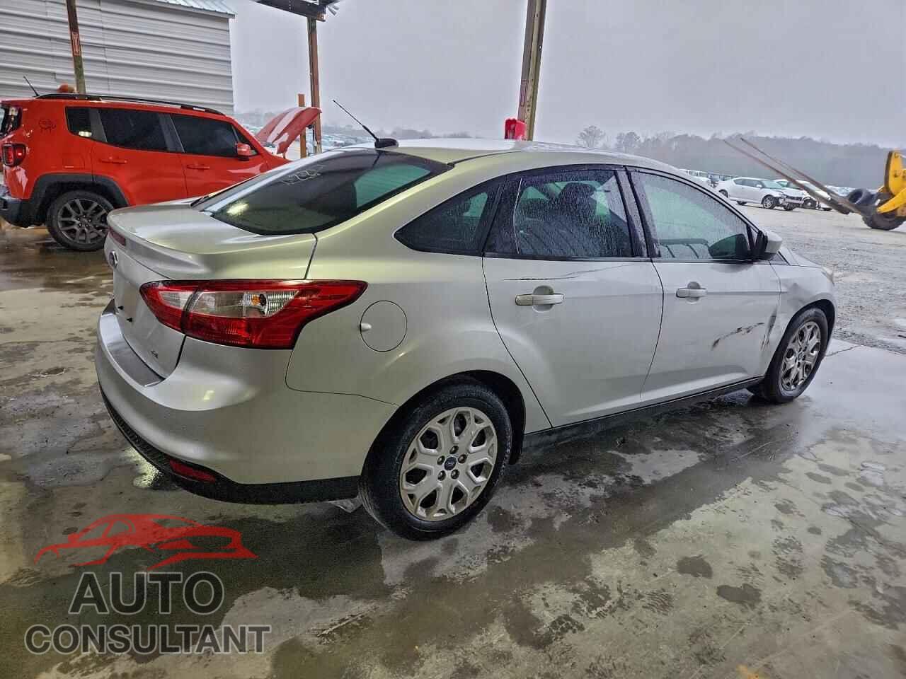 FORD FOCUS 2012 - 1FAHP3F20CL327466