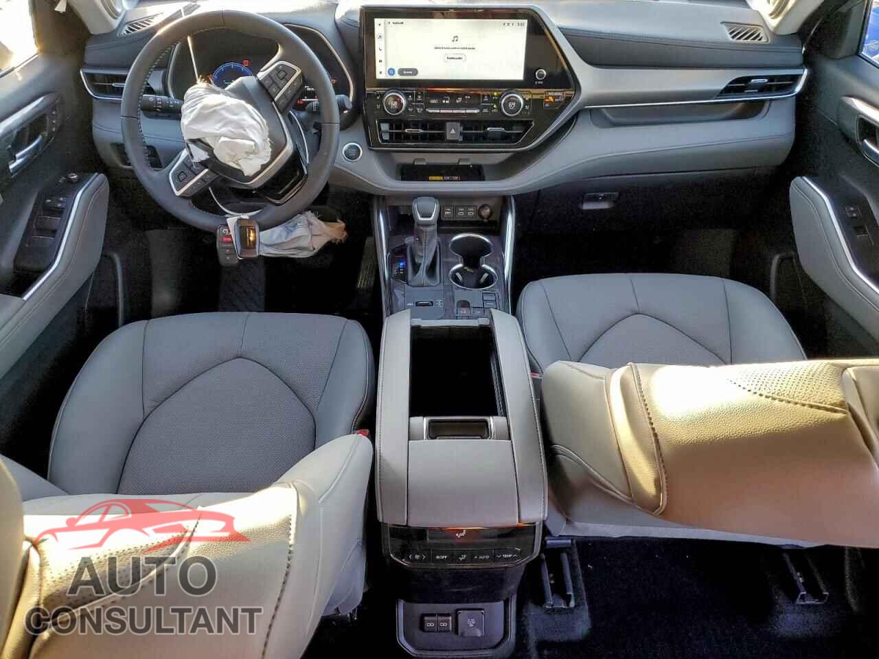 TOYOTA HIGHLANDER 2025 - 5TDKDRAH2SS556896