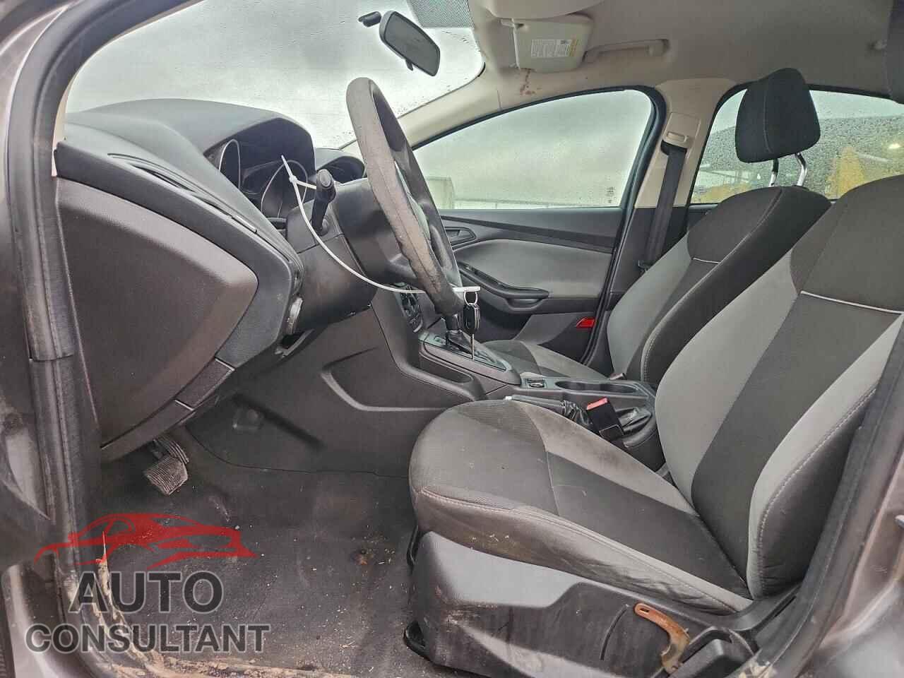 FORD FOCUS 2013 - 1FADP3E25DL209690