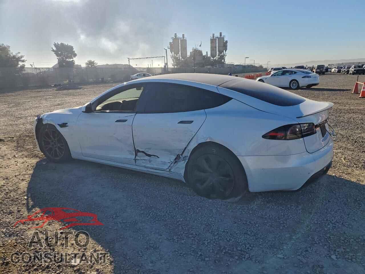 TESLA MODEL S 2022 - 5YJSA1E64NF496616