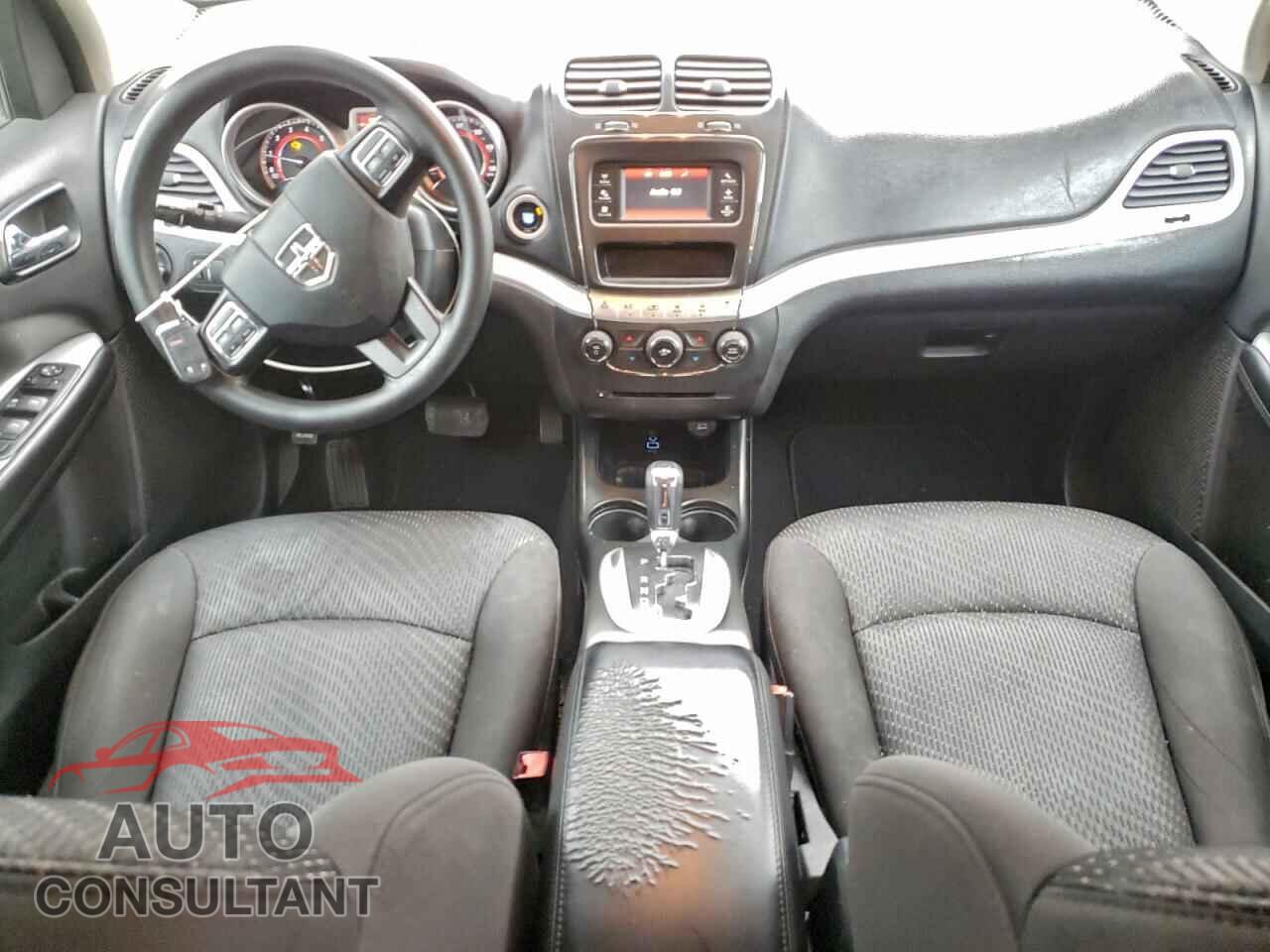 DODGE JOURNEY 2017 - 3C4PDCBG5HT526833