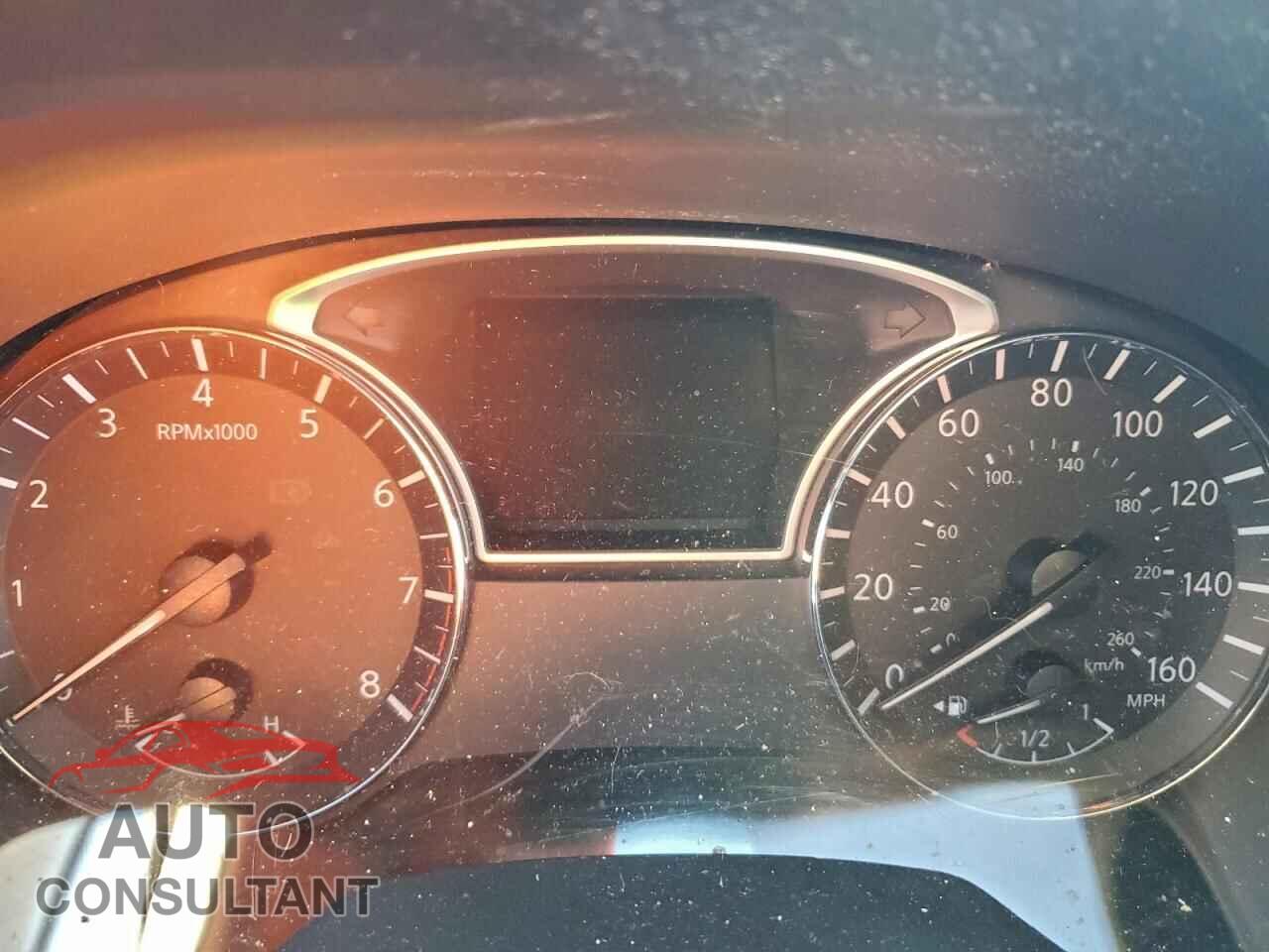 NISSAN PATHFINDER 2019 - 5N1DR2MM9KC621430