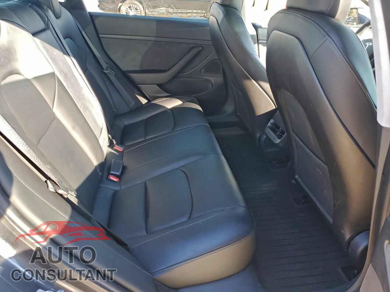 TESLA MODEL 3 2020 - 5YJ3E1EA9LF661019
