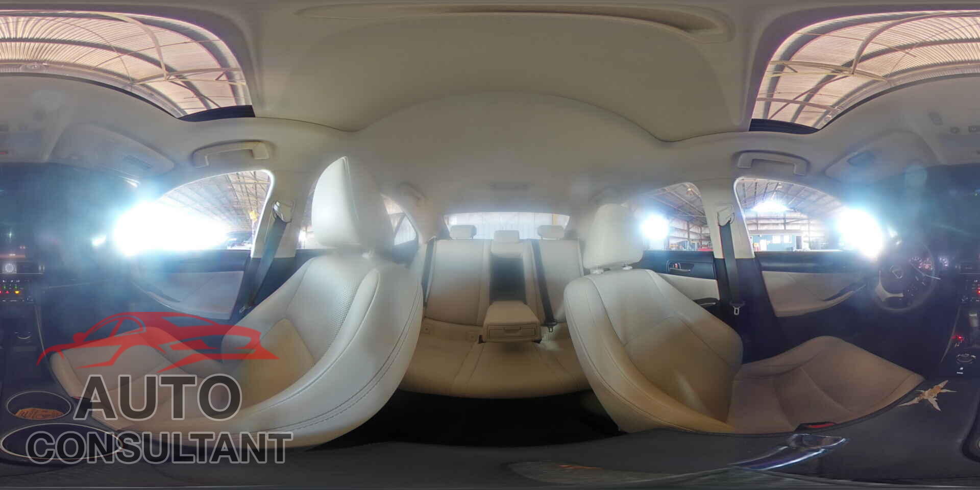 LEXUS IS 2014 - JTHBF1D22E5040405