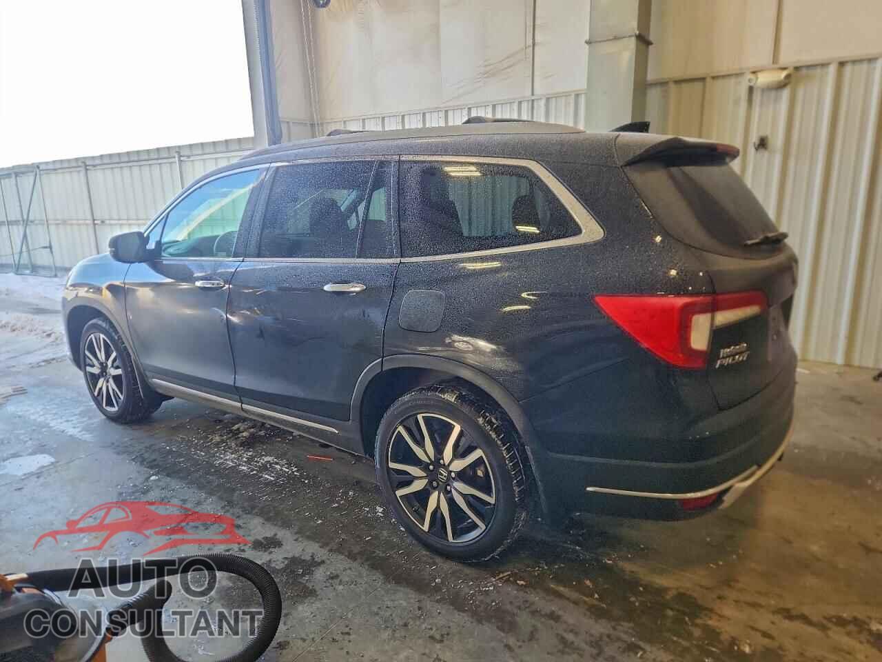 HONDA PILOT 2019 - 5FNYF6H6XKB003182